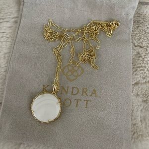 Kendra Scott | Natalie Pendant Necklace